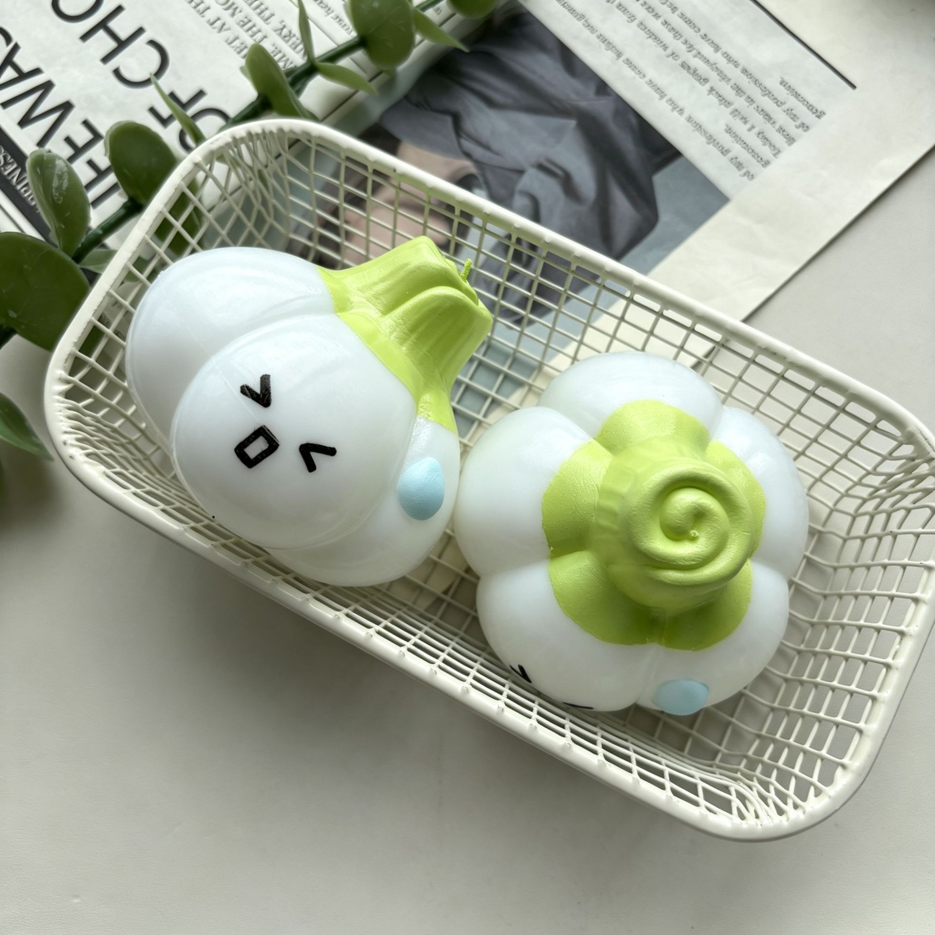 柔らかいニンニク型スクイーズ中空ボール DIY ストレス解消 - Building Blocks のレビューと価格